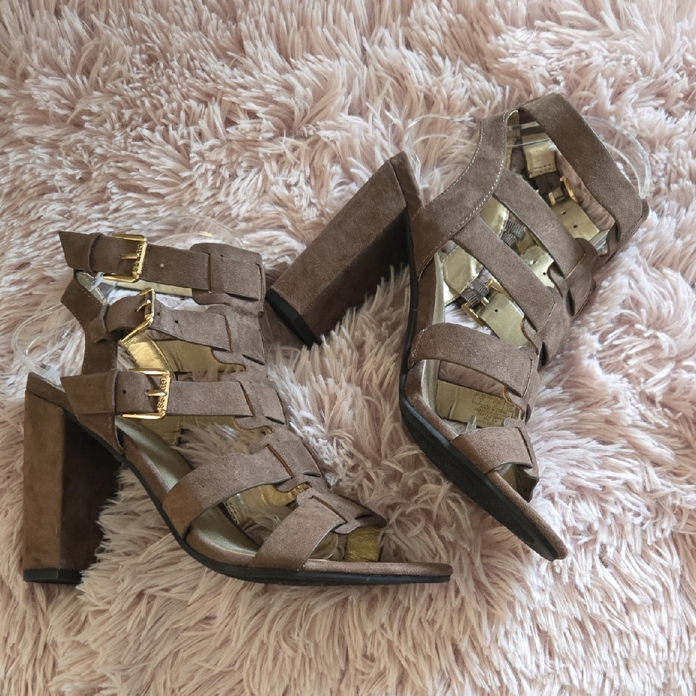 Guess Elegant Tan Brown Summer Strappy Heels Shoes